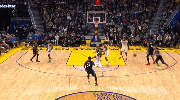 开云体育登录-再见NBA！三次膝盖大伤，如何评价达米恩李的生涯？