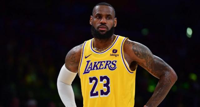 开云体育入口-【观点】当詹姆斯喝下不老泉水 乔丹或被赶下王座