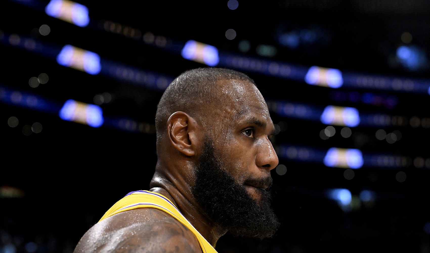 A-史密斯：和老詹互不喜欢 根本不想聊他 但这是我的工作不得不聊