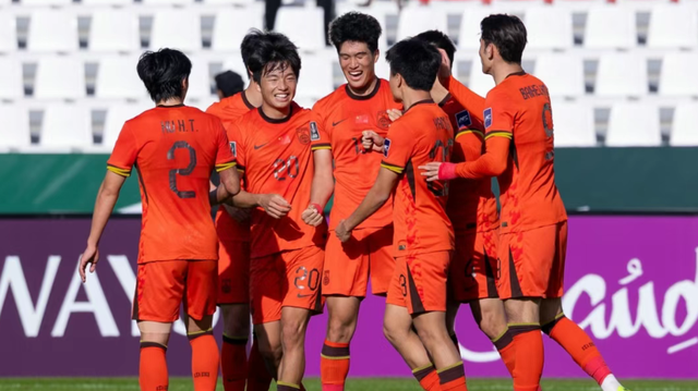 开云体育官网-若U23亚洲杯中国队顺利出线，邵佳一会尴尬，安东尼奥才适合国足