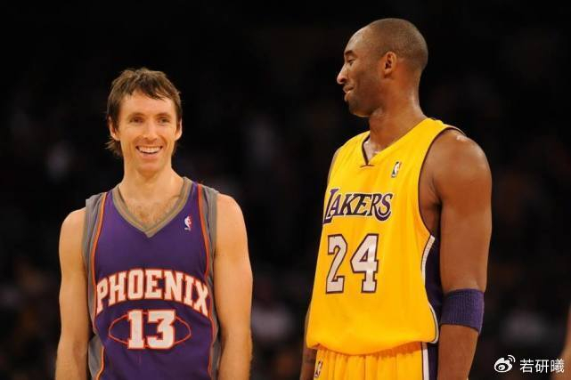 开云体育在线-NBA史上最疯狂的赛季！艾弗森3阵，邓肯2阵，1阵堪称无敌|科比·布莱恩特|蒂姆·邓肯|姚明|史蒂夫·纳什|卡梅隆·安东尼_新浪体育_新浪新闻