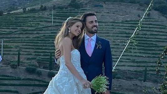 开云体育官网-B席月初结婚 妻子怀孕6个月 或先租后买加盟巴萨？