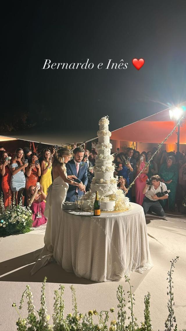 开云体育官网-B席月初结婚 妻子怀孕6个月 或先租后买加盟巴萨？