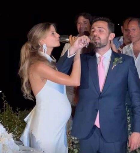 开云体育官网-B席月初结婚 妻子怀孕6个月 或先租后买加盟巴萨？