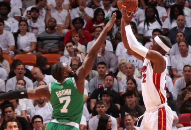 开云体育官网-历史数据昭示绿军G2必须取胜 若输球或宣判死刑