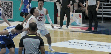 开云体育官网-这次态度正确！FIBA官方点赞中国男篮：第四节风暴真是太猛了|世预赛|日本男篮|赵继伟|胡金秋|李弘权_新浪体育_新浪新闻