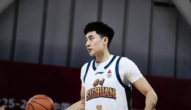 开云体育在线-难办！四川男篮欠银行6.58亿无力偿还，质押所有股权给球员发工资