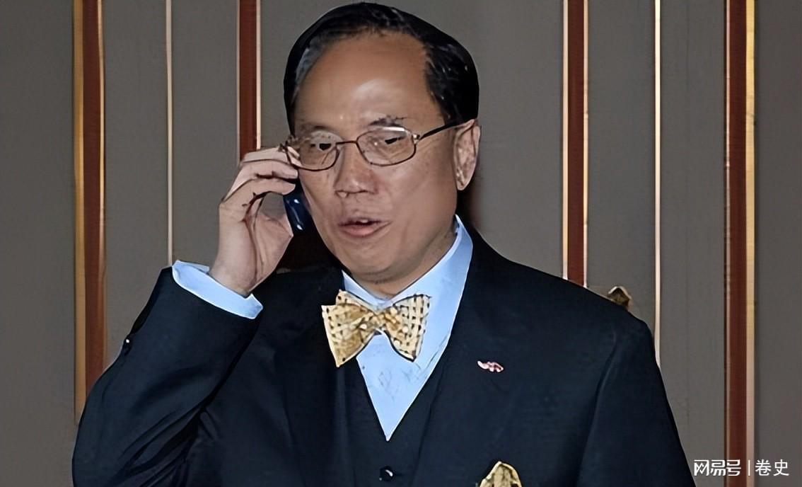 开云体育官网-“治港败类”曾荫权：治理香港7年，为何却在卸任后，获刑20个月
