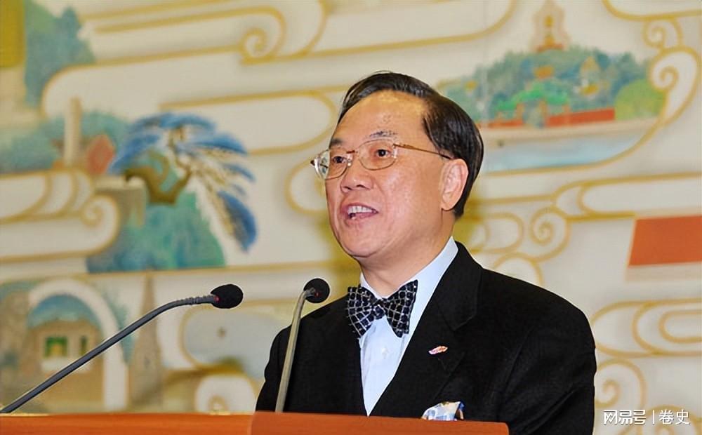 开云体育官网-“治港败类”曾荫权：治理香港7年，为何却在卸任后，获刑20个月